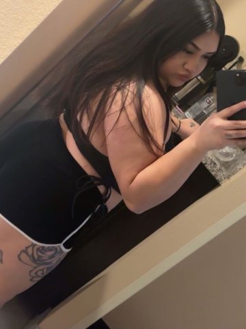 Emily is back in town come feel this juicy wet creamy pussy Available now - 21 - 1