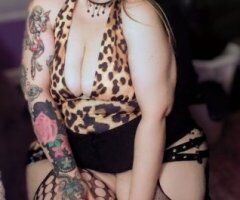 BBW Big Booty Thick PAWG MILF Gamer - 38 - Image 12