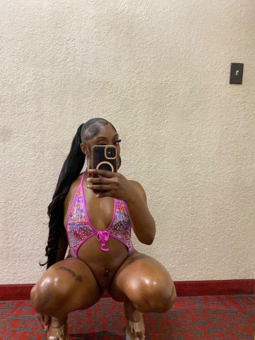 𝓔𝓽𝓱𝓲𝓸𝓹𝓲𝓪𝓷 𝓢𝓺𝓾𝓲𝓻𝓽𝓮𝓻 💦 Last Day In Town - 26 - 1