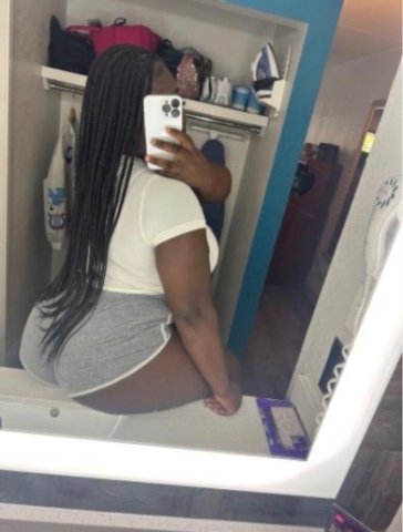 freaky fridays 😝 top tier throat goat 🍆💦 tight squirting hole😋 cum buss a fat nut 😝 - 26 - 1