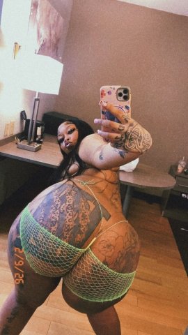 LAST DAY IN TOWN NEW NUMBER ! ITS ME YOUR FAVORITE BLASIAN 💕 California Breeze 💋 - 26 - 1