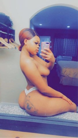 Dezzy is Back. Come Fuc the Curvy Princess INCALL spec hr 220 - 26 - 1
