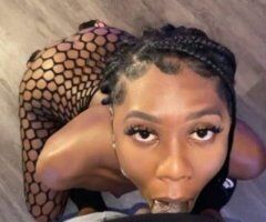 Wifeyy Throat 👅💦 Throat hugsss available 24/7 😝😝🍼💦💦 - 25 - Image 2