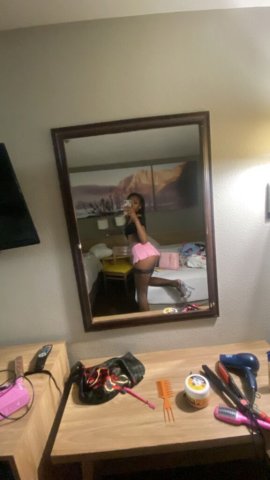 QUICKIE SPECIAL 🏆! BACC IN TOWN 💦 , Lets Meet Up & Sneak Around 🤫😏 CAR DATES / OUTCALLS ONLY RN ! - 23 - 1