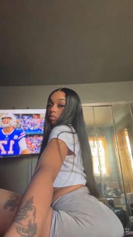 LIPS 🫦AND TIGHT GRIPS 💦 DON'T MISS THIS PRETTYPINK FRESH KITTY🥵 - 23 - 1