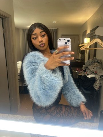 Ask about my special😏slim tight n wet💦message me for a visit 💕now available now📲 - 20 - 1