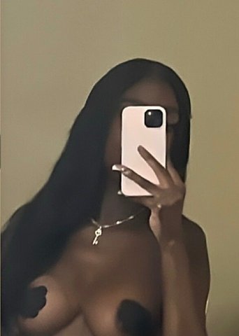 incalls&outcalls only new im town💋cum let me snatch your soul💦 with my amazing head 🥂💋slim petite treat🍫 - 22 - 1