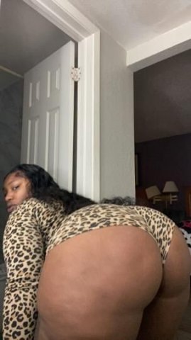 OUTCALLS ONLY .. TRUCKER FRIENDLY🚘💨 JUICY PHAT WET GUSHY PUSSY 😻Demon Head game !!!COME SEE ABOUT THIS HYPE DADDY!!😘 - 24 - 1