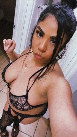 😜Outcalls💦Up Late Lets Play💋T I G HT 😍DRIPPING WET💦Busty P E T I T E Latina Bombshell💋🥰💦 - 26 - 1