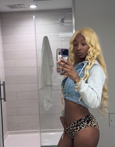 lookin for fun come money 💸 ready in hand No bare❌ St.Louis 314 we ready to make you guys cum ⚪ everywhere - 22 - 1