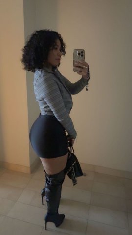 Sexi Lexi ready to play your place - 32 - 1