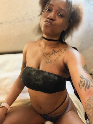 Pretty Gals Late Night Specials - 24 - 1