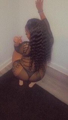 LEMME CLEAR YOUR RAIN DADDY 💄🥰 💦💦MEEEE 😙💋Gushy princcess 🌹🤭 - 26 - 1