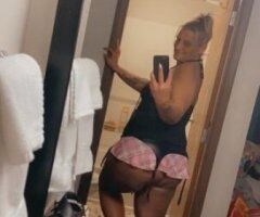 White girl with the big ol booty !!! - 49 - Image 11