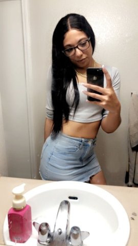 your favorite lightskin - 21 - 1