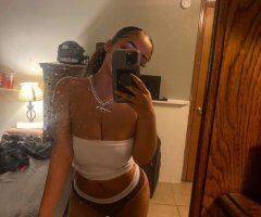 Kansas City escorts - 👯♀🎀TWO GIRL AVAILABE 👩🏽‍❤️‍💋‍👩💦CUM FIND OUT HOW WET IT IS 👅❗LETS HAVE SOME FUN 🥳😉OUTCALL ONLY - 19