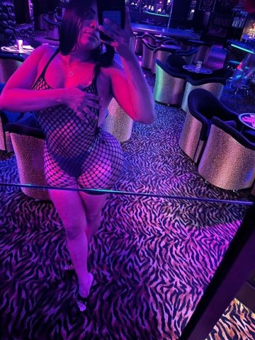 Hey papi, soy nueva x aqu . Latina caliente y divertida🔥Lista para cumplir todas tus fantasas y deseos Escrbeme o llmame, no te vas a arrepentir de pasarla rico conmigo. Disponible 24/7💦✅perfil verificado✅ - 23 - 1