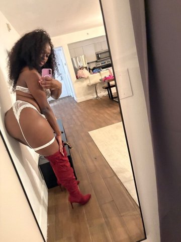 Sweet enough to taste, bad enough to regret💦🤭 PSL/AIRBNB - 18 - 1