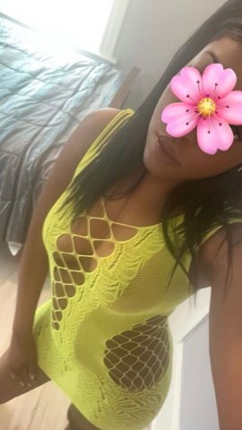 Carribbean Hottie 🥵 Wet and Ready 💦 - 27 - 1