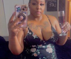 RuN a TraiN oN Me daDdY 🍓 AnY DaY AnY TiMe 🍓 wiTh LOve CanDicE🍓 SweeT KiSSes🍓 oR maYbe juSt mE, YuU, anD a GlaSs oF WiNe🍓juSt to rELaX aN UnWinD✨ - 35 - Image 10