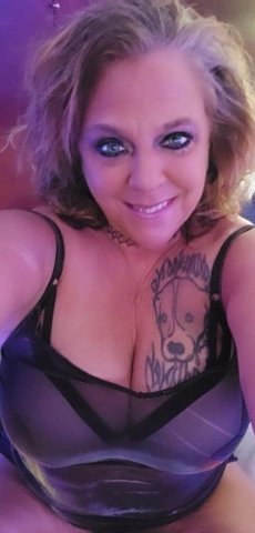 Real 36 Year Step Mom | Fetish Friendly | In/Out/Car/FT/Content - 36 - 1