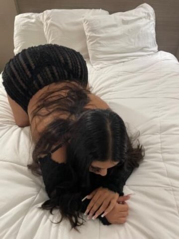 Favorite Dominican Princess Is Here👸🏽Only Here Momentarily 💋INCALL/OUTCALL💕 - 22 - 1