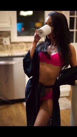 🎩Gentleman's Choice😍New in Town. Real Pics!❄Upscale Party Girl! OUTCALLS ONLY - 23 - 1