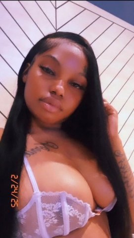 Available For Meetups 👅📲 - 25 - 1