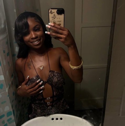 COME ENJOY AND RELAX WITH A HOTTIE😍😜🥵 - 25 - 1