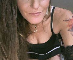 Discreet. Mature. Addictive. - 40 - Image 12