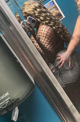 TALL THICK AND SEXY ITS BIKE WEEK LET ME RIDE YOU LIKE A HARLEY - 27 - 1