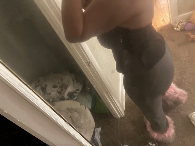 Sexy Thick 🫦 Available OUTCALLS ONLY - 21 - 1