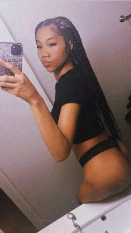 HEY LOVE ITS SEXII DESII HERE 😍🥰AVAILABLE OUTCALLS ✅FACETIME SHOWS ✅ - 22 - 1