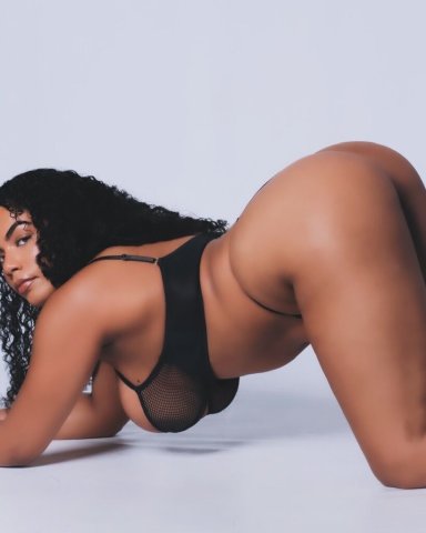 THE WHOLE PACKAGE 🍒🍑💕 Come see why they love me 💦 Downtown Seattle Incall available plus Outcall 24/7 💕 - 24 - 1