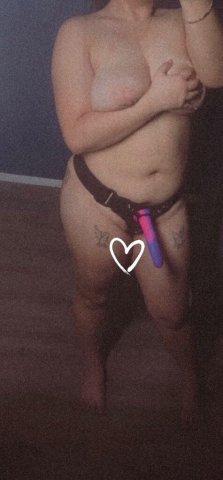Big Titties + Big Dick 😘Let A Latina Take Control😜 Ill Take It Easy Sissy Boy. Small One For My First Timers 🤩🤩 - 23 - 1