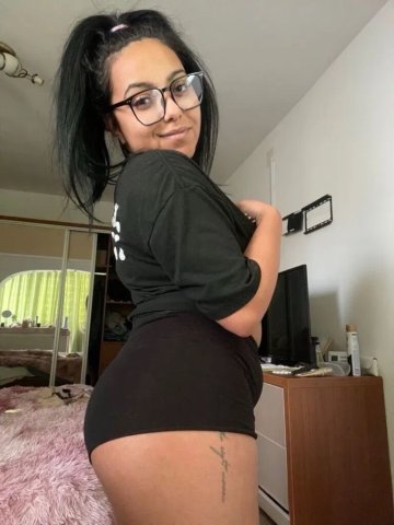 INCALL AVAILABLE NOW - 28 - 1