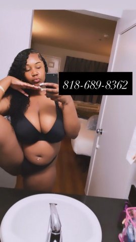 throat goddest 🤤 incall available now 👅. - 22 - 1