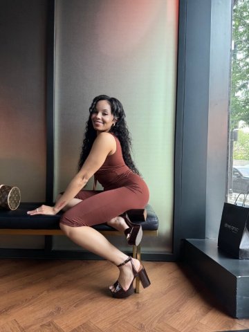 Your Latest Luxury! Exotic Companion! Tarot + Massages Available! - 24 - 1