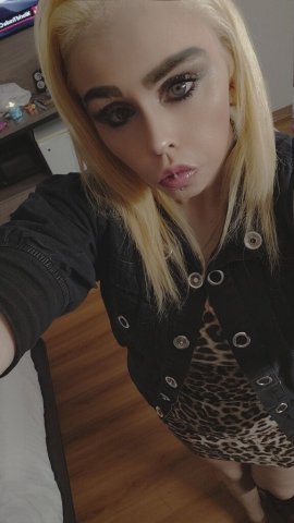 I HAVE SKILLS THAT SPEAK THEMSELVES, I DOTHIS BECAUSE I ENJOY IT!! CUM LET ME PLEASE YOU!! INCALL LOCATION HOTEL IN FAIRMONT CITY!!!! I KNOW YOU WILL NOT BE DISAPPOINTED!!! OUTCALLS ALSO!! - 29 - 1