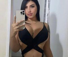 I am affectionate and kind-hearted. If you want to know more about me, write to me and kiss me. - 28 - Image 1