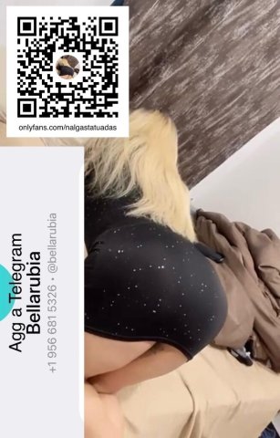 Sexy rubia nalgona ts piernuda complaciente - 28 - 1