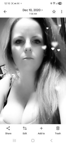 a young sweet natural strawberry with country girl swag and the skills of a city girl. - 39 - 1
