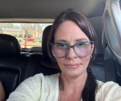 Memphis escorts - Slim Classy Brunettte - 39