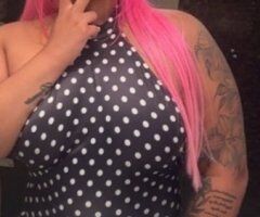 Freaky with a Fat Ass 🍑Pretty Feet 👣 Pink Shaved Pussy 🌷Thick thighs - 21 - Image 3