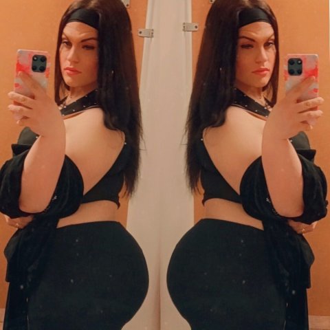 SEXY SEDUCTIVE CURVY ITALIAN BADDIE CALL NOW - 30 - 1