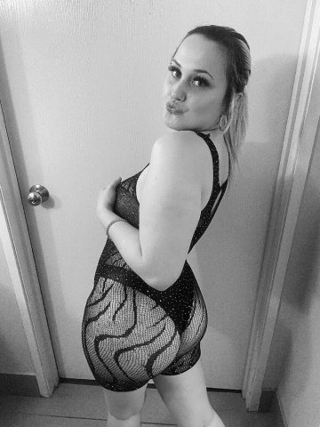 Your fav Upscale Blonde Bombshell is back 💃🏼🐰Ask about my 2girl👩🏼‍❤️‍💋‍👩🐱Incall and outcall available - 20 - 1