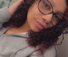COME CHILL WITH THE QUEEN I AM ☺❤ CARDATE ONLY - 27 - Image 2