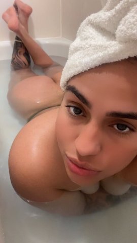 hot girl latina 🍑🔥🍆 - 32 - 1