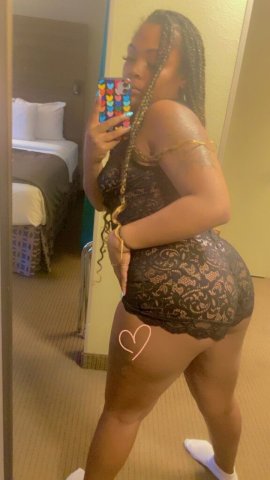 Sexy and Juicy💦❤Chocolate😍 Young and fun😜 lets meet📲 - 26 - 1