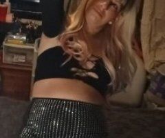 hey im wet and ready daddy.need massage, girlfriend, bbj's im just a text away 125/150hr - 34 - Image 4